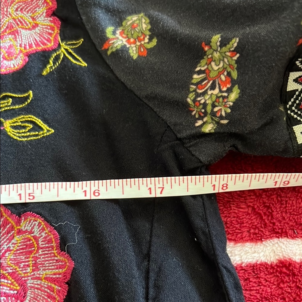 Akemi and Kin Anthropologie Embroidered Black Blouse - 6P - Picture 10 of 12